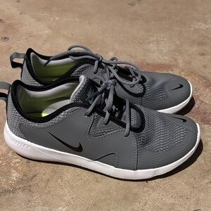 Nike Flex Boy’s Black and Gray Athletic Shoes